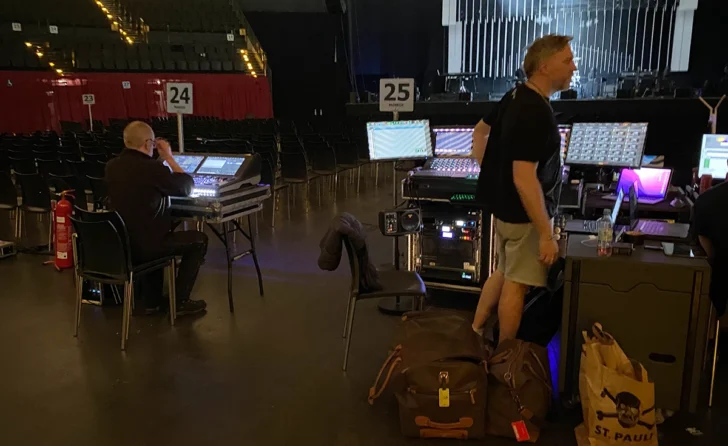 Paul Howling und Steve Carr bei der Arbeit in Berlin