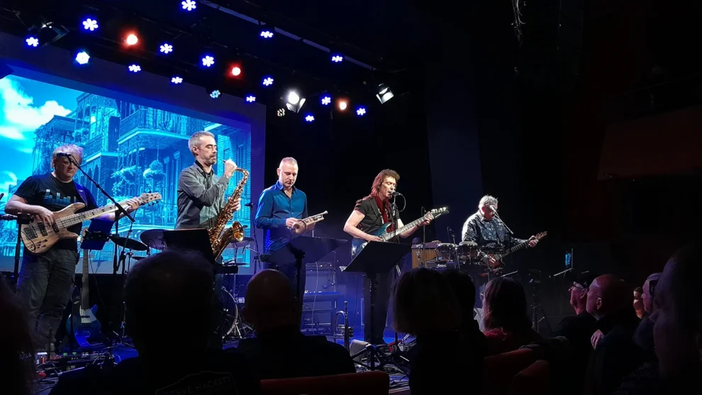 Steve mit Djabe auf der Bühne im Porgy & Bess Wien